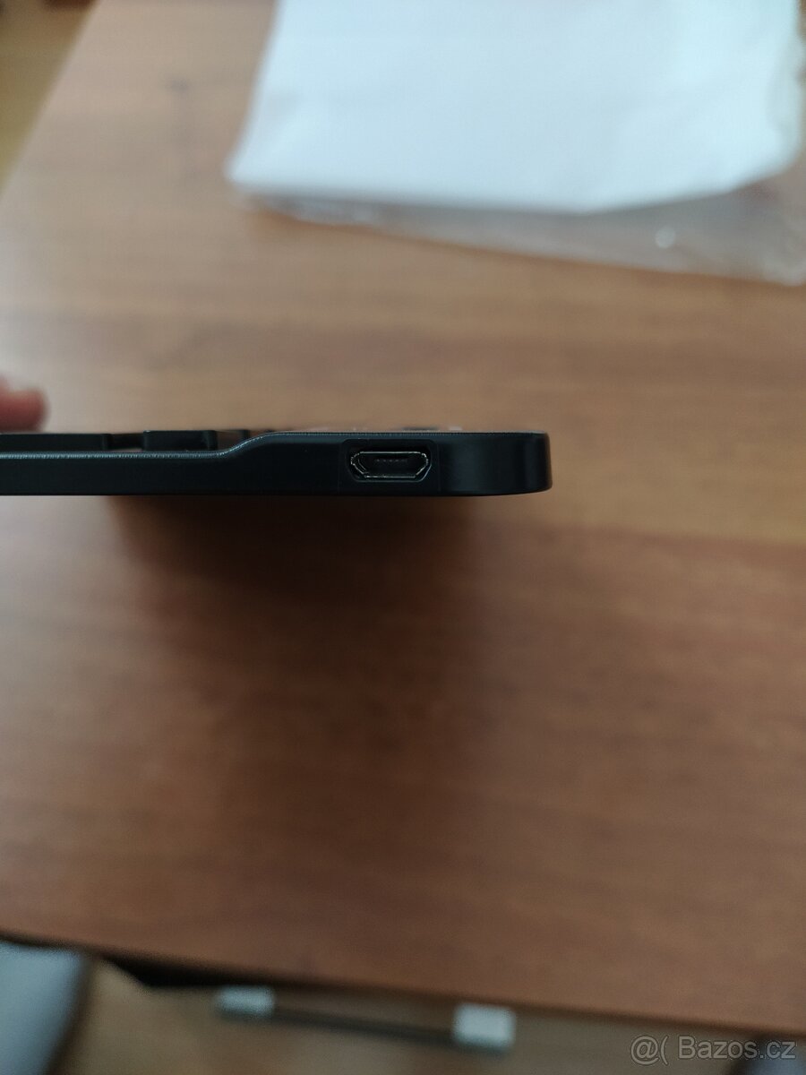 Bluetooth klávesnice Fintie - 3