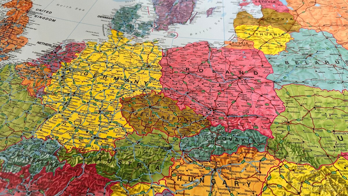 Politická nástěnná mapa OBŘÍ EVROPA 170 x 124 cm - 3