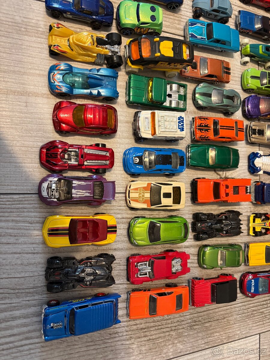 Hot Wheels - 3