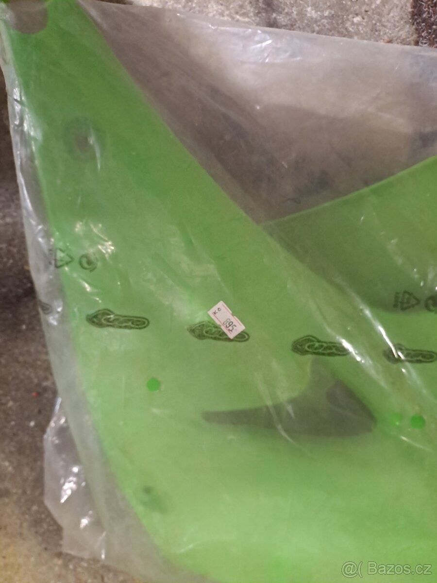 Spojlery KX 250 2003 prsíčka - 3