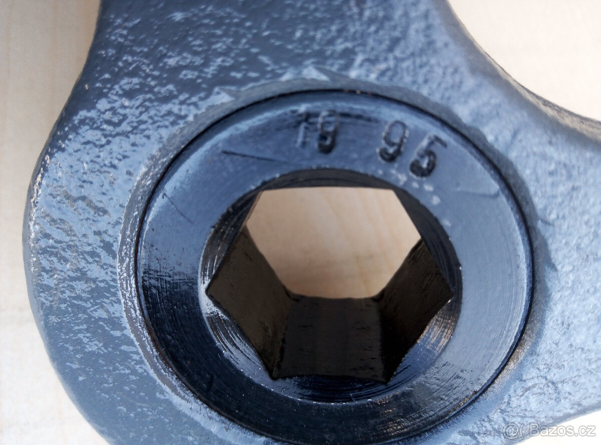 Lešenářská ráčna 19mm - 3