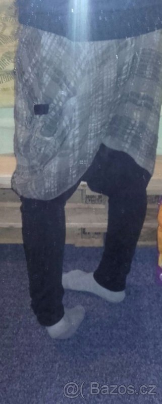 Kalhoty se spadeným sedem - 3