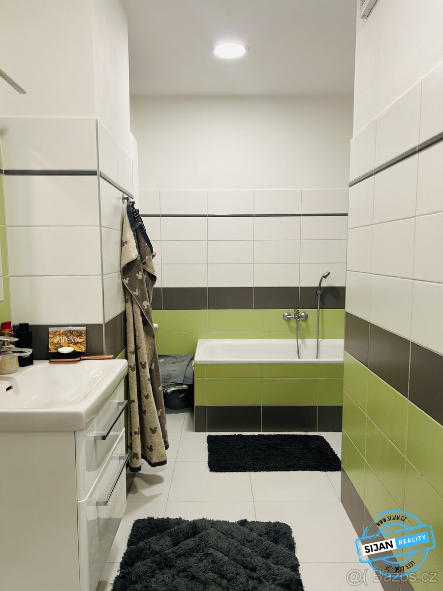 Pronájem bytu 2+kk 54 m², Krnov - Pod Cvilínem, ev.č. 00647 - 3