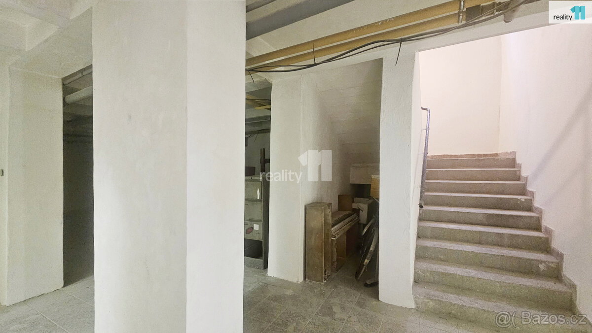 Pronájem, sklep 160 m2, ul. 9. května, Chvaletice - 3