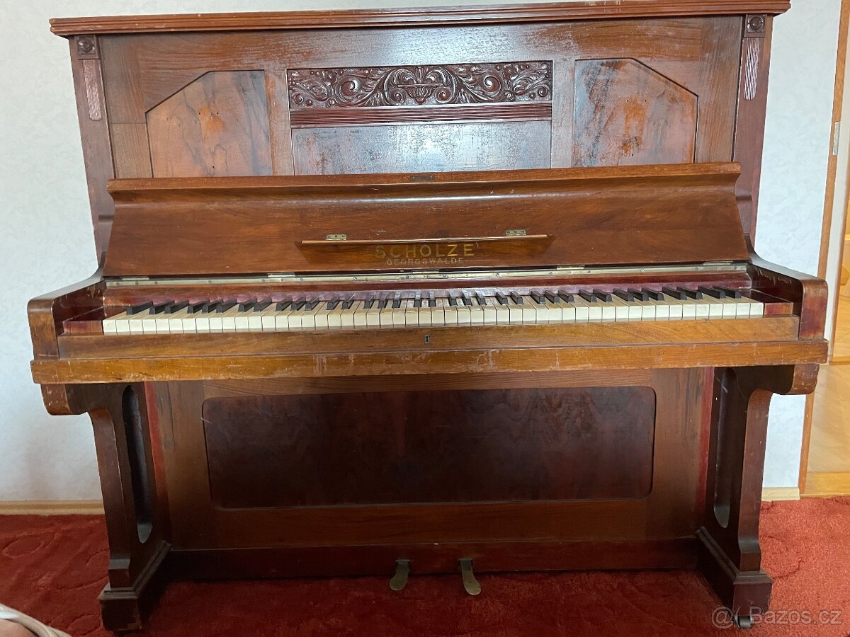 Klavír Scholze - 3