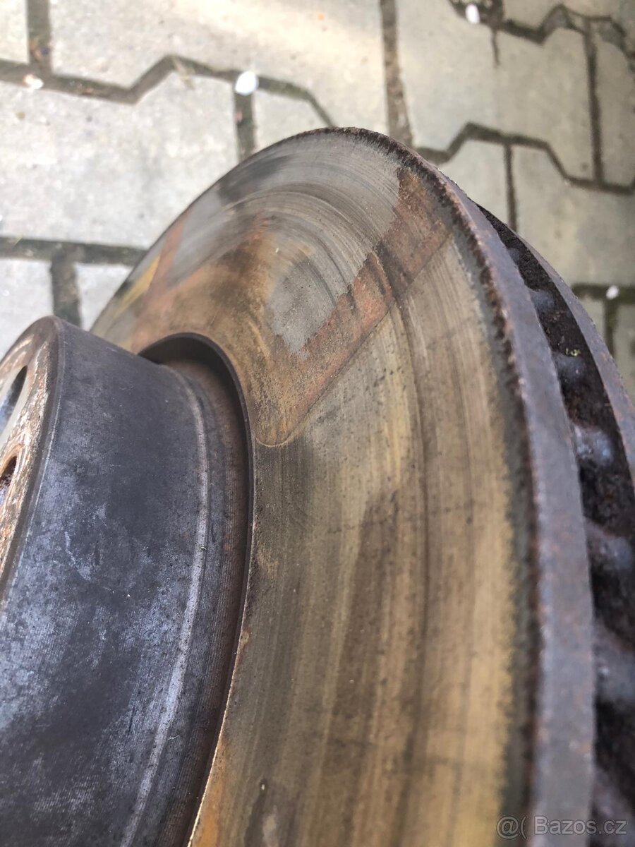 VW Touareg (7LA, 7L6, 7L6) - Predné kotúče - 3