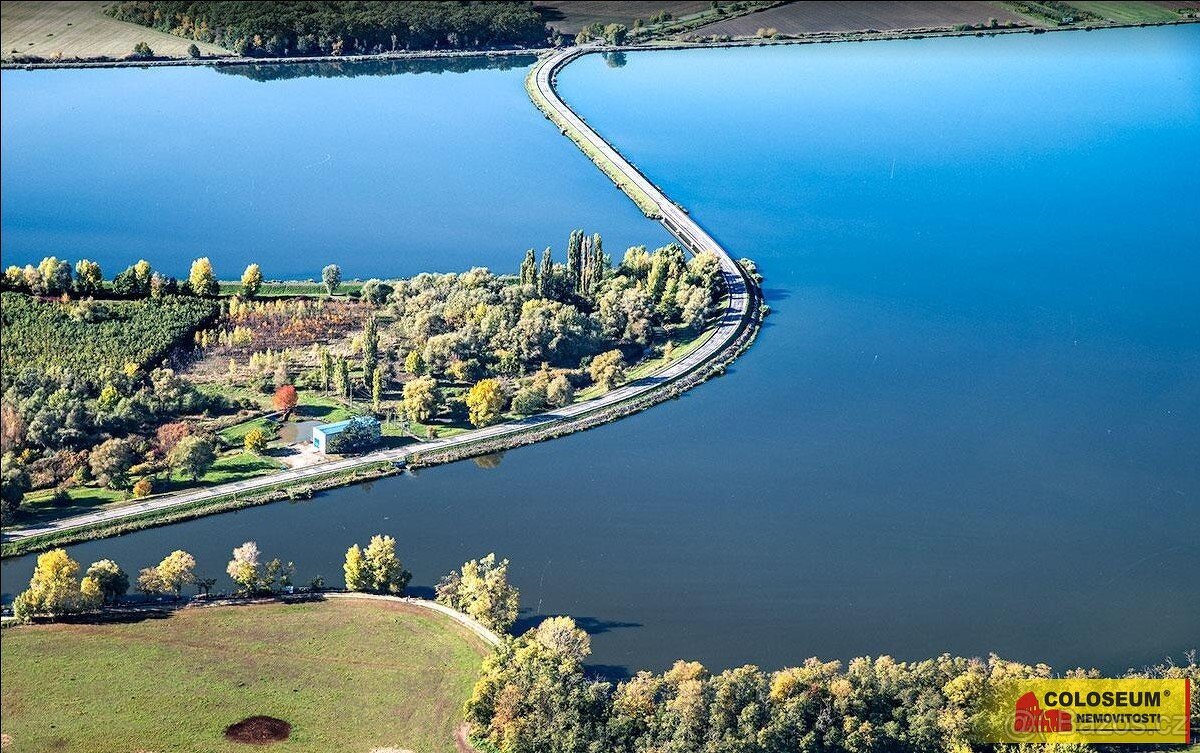 Brod nad Dyjí, pozemek pro bydlení, 1667 m2, sítě - pozemek - 3