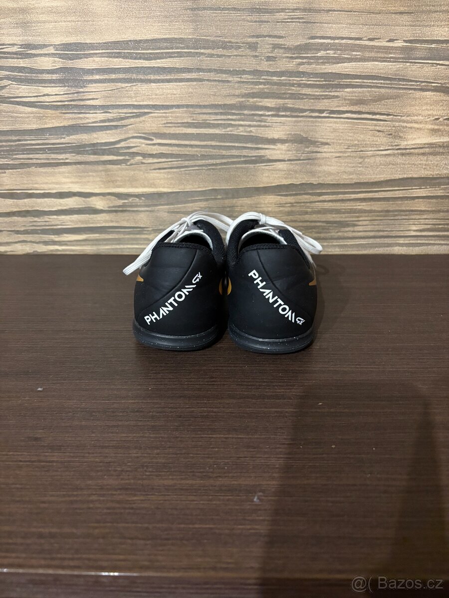 Sálovky NIKE JR PHANTOM (vel. 38) - 3