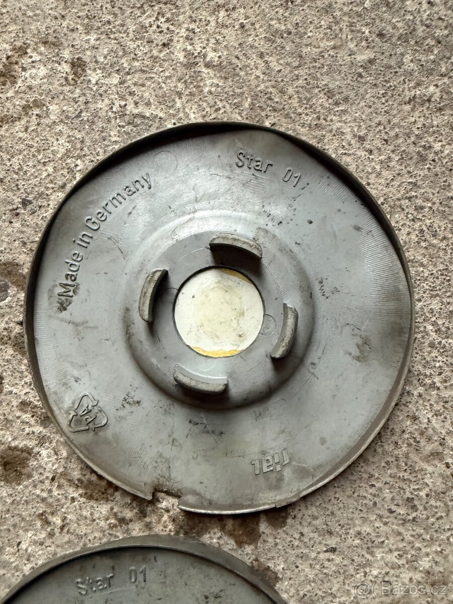 Středové krytky RIAL STAR 01 - 3