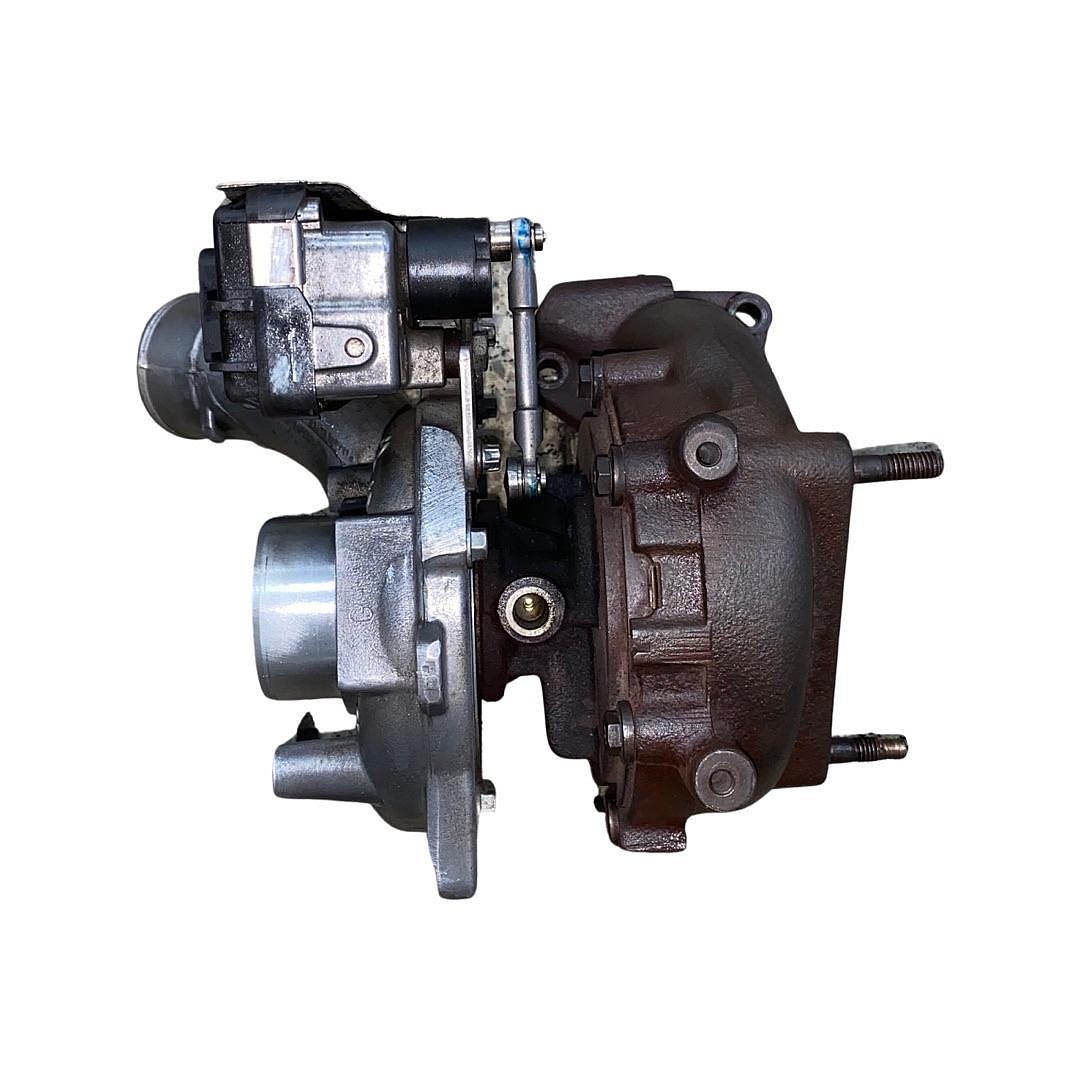 Turbo 059145721G CGKA 2.7TDI 140KW Audi A4 B8 8K 2011 - 3