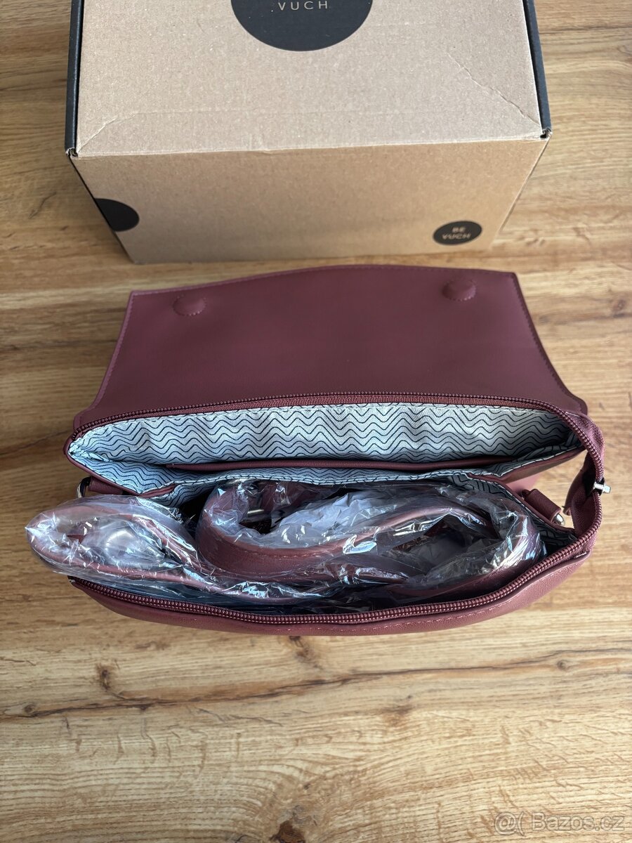 VUCH - prostorná crossbody kabelka - 3