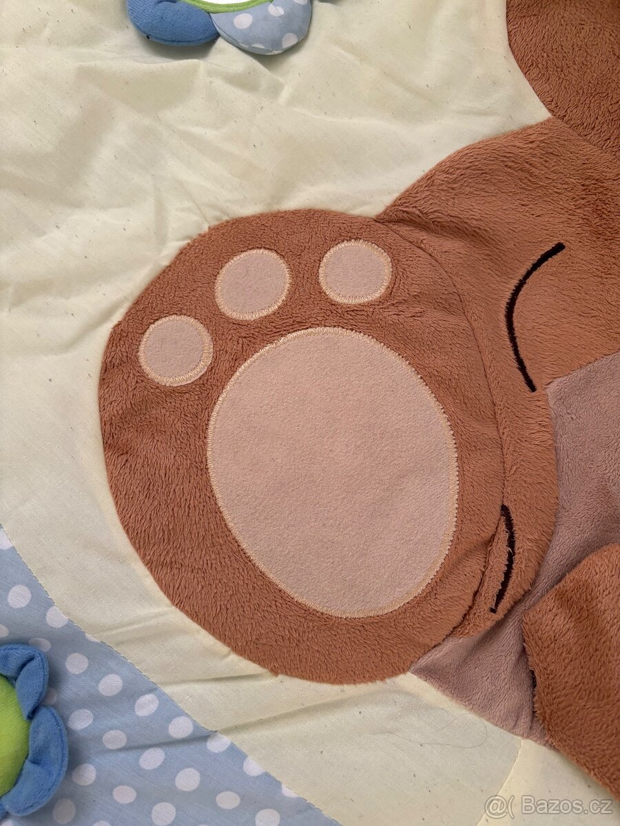 Krásná hrací deka - 3