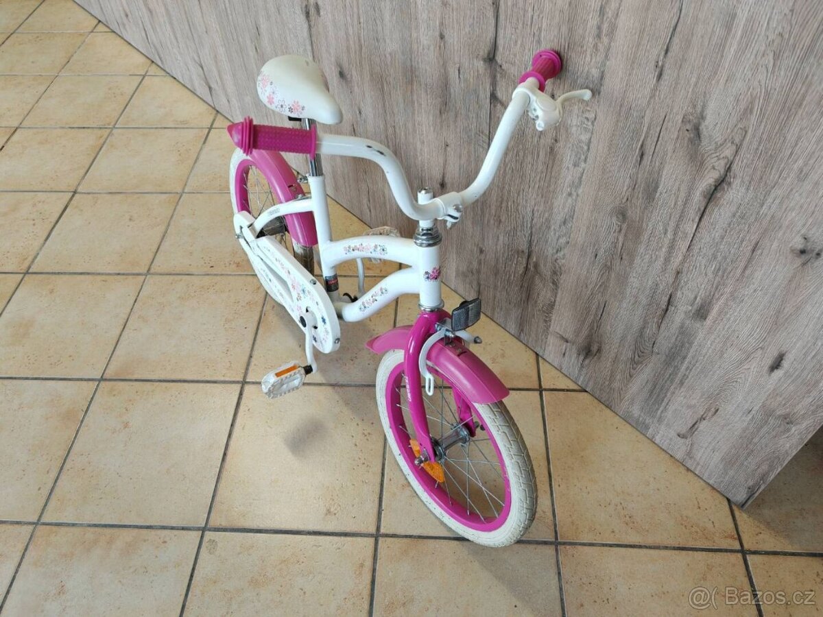 Dívčí kolo Terrain 16 - 3