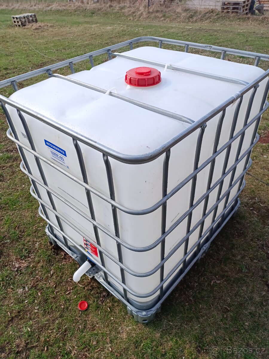 IBC nádrž kontejner 1000l - 3