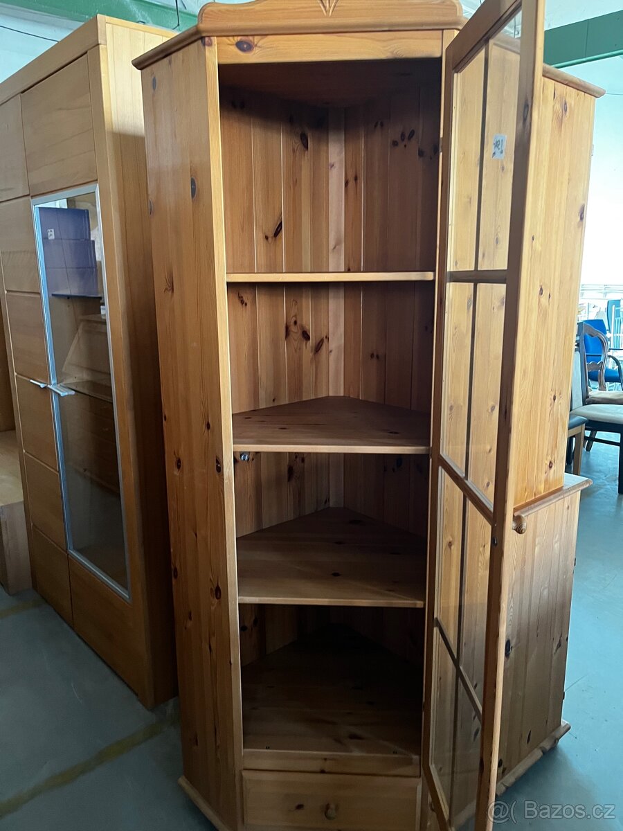 Vitrína - 3