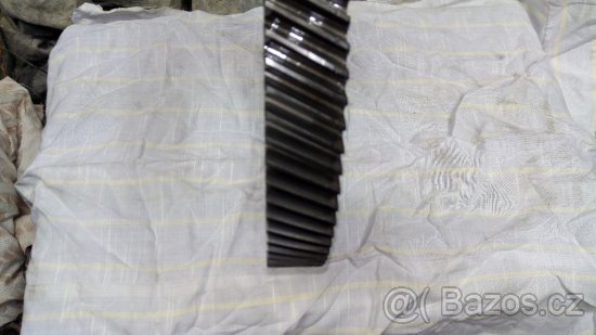 prodám na suzuki ignis 1,3 2001 61kw 4x4 - 3