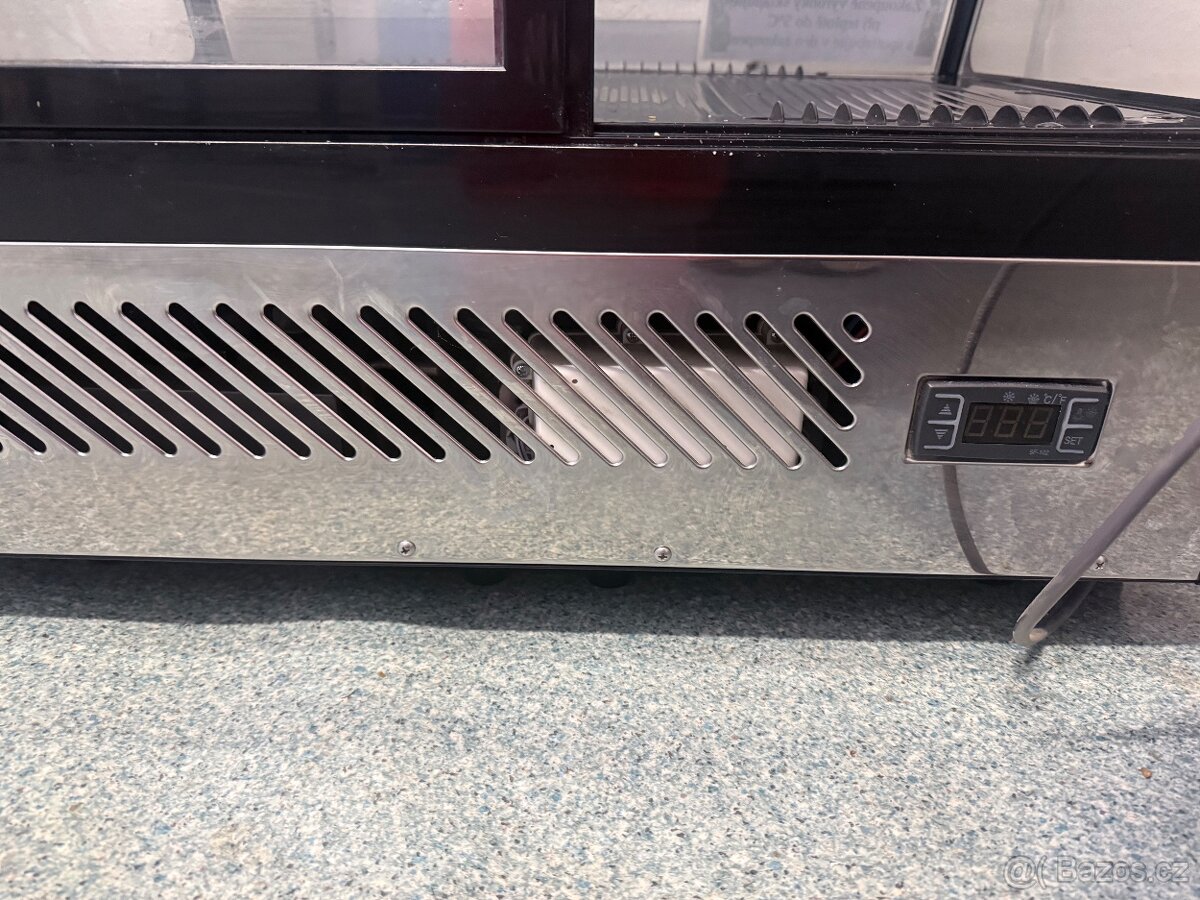 Vitrína na zakusky / chlebíčky - 3