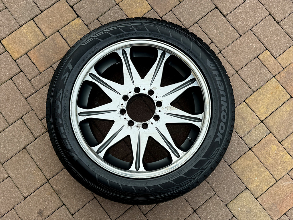 22" 8x165 ALU KOLA = HUMMER RAM 2500 CHEVY