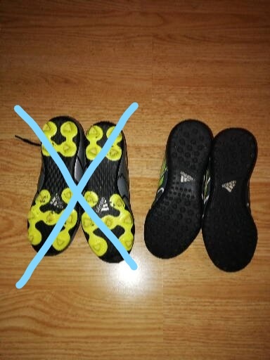 Dětské turfy Adidas, vel.33 a stejné 36 2/3 - 3