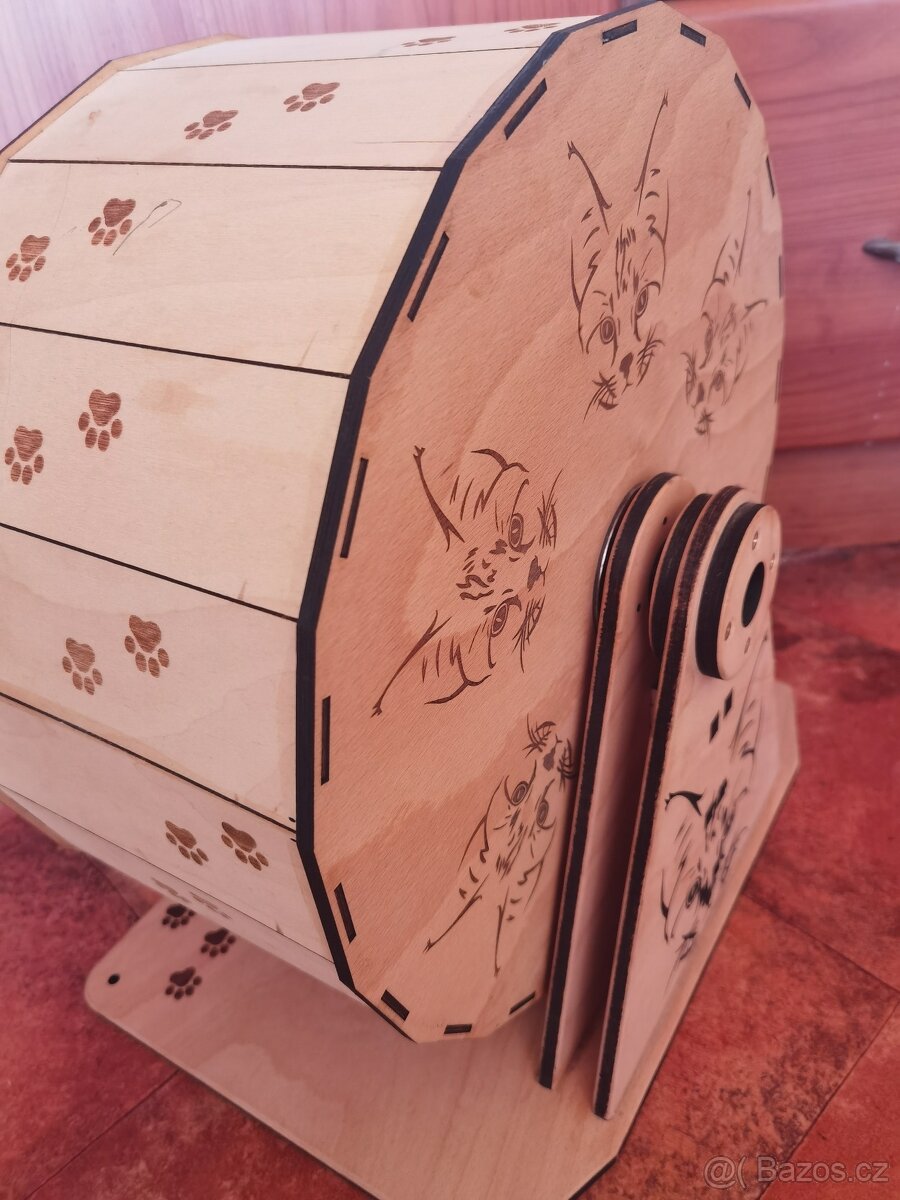 Kolotoč pro kočky - 3