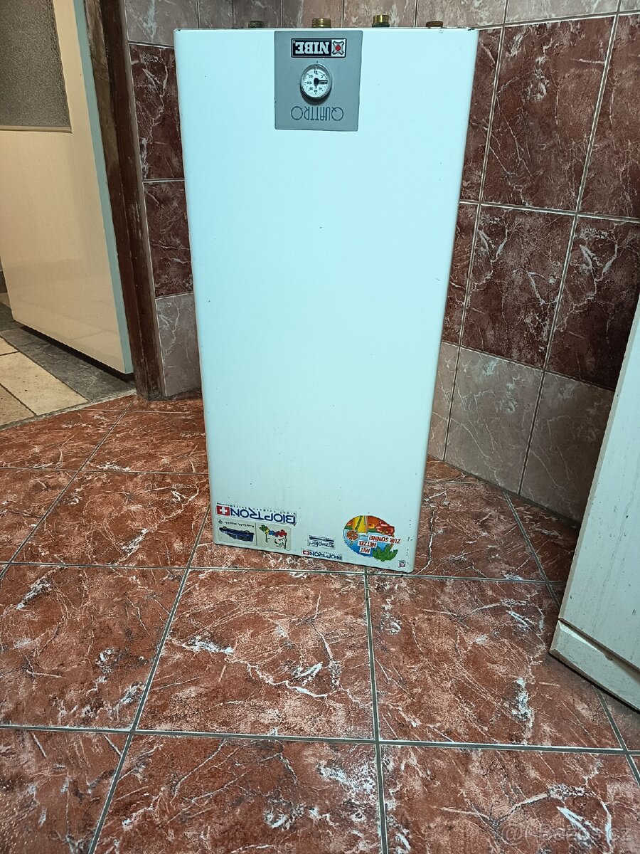 Závěsný ohřívač vody 60 l pro plynové kotle - 3