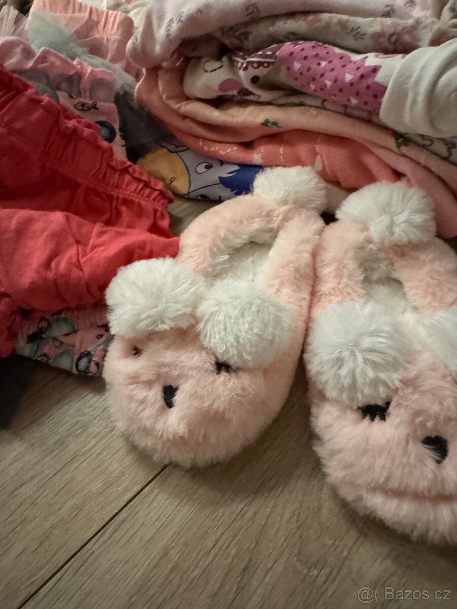 Balík věcí pro holčičku vel 74-86 - 3