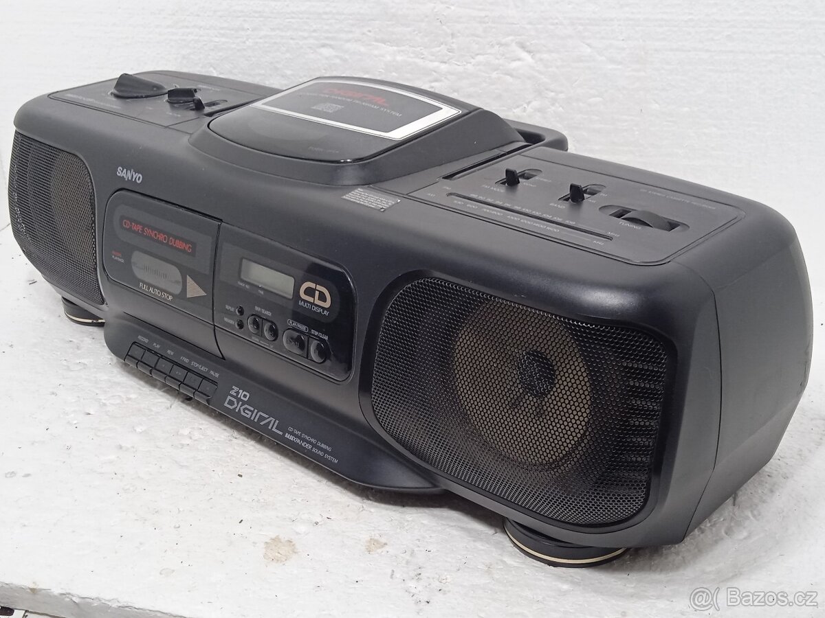 SANYO MCD-Z10F - Retro CD kazetový radiomagnetofon - 3