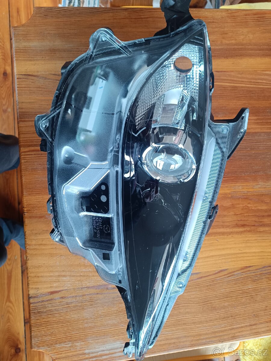 Pravý přední světlomet Mazda MX5 ND 2016 - 3