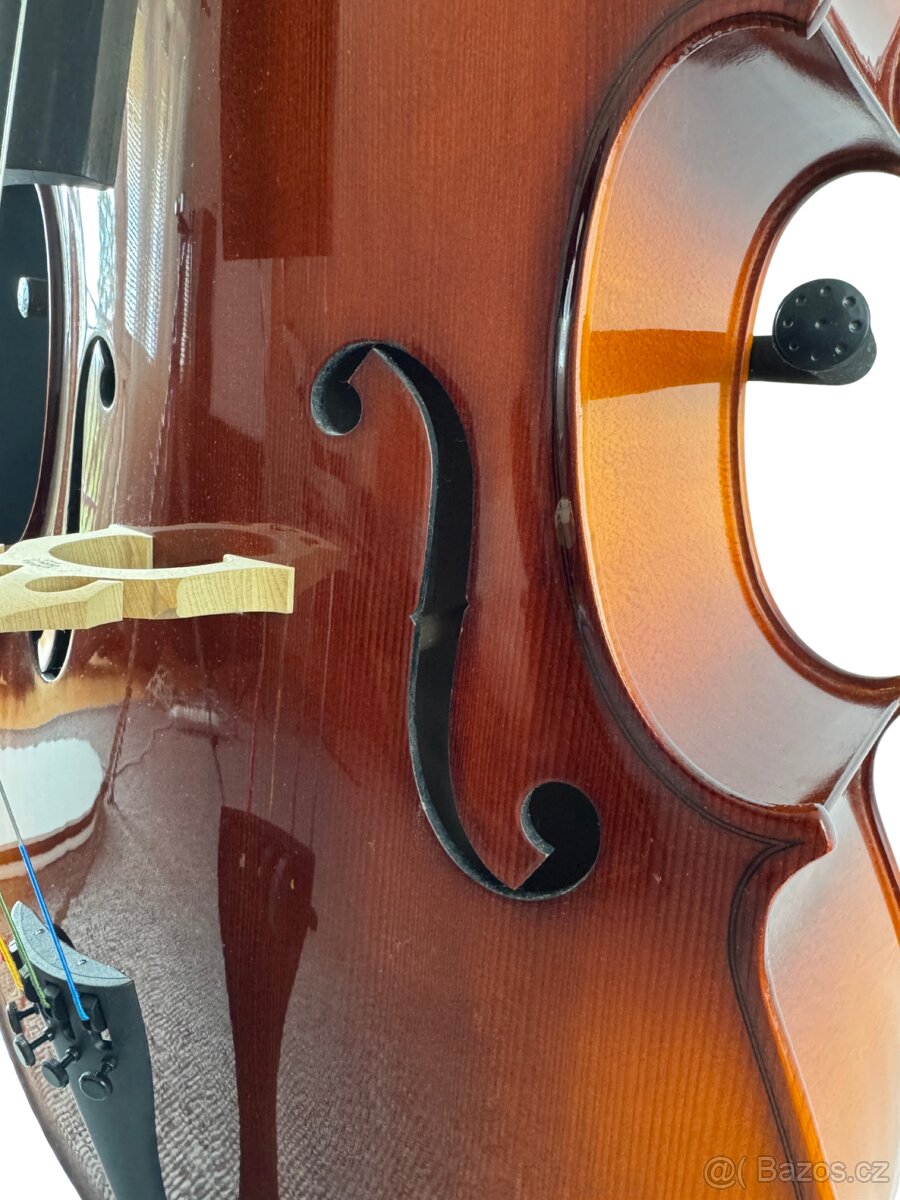 Celomasivní studentské violoncello 4/4 - 3