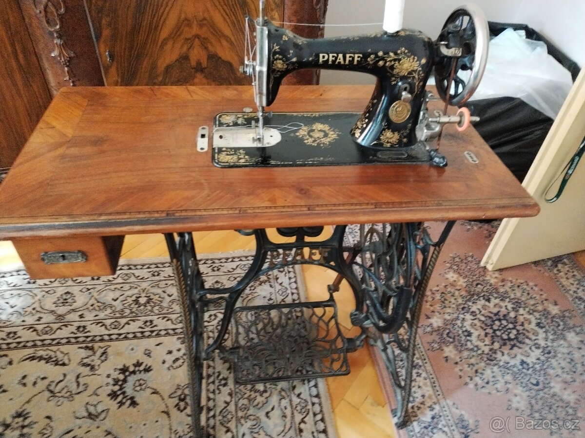 Šicí stroj - 3