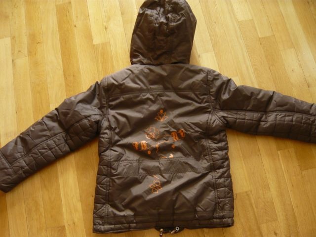 Zimní bunda s kapucí - 3