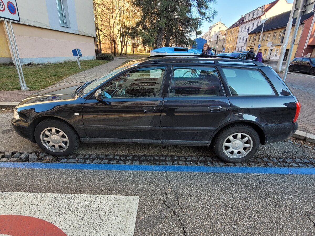 Prodám Audi A4 Avant 1.6 - 3