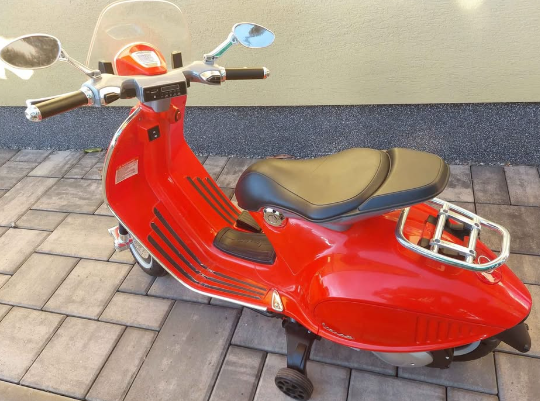 Dětský elektrický skútr Vespa - 3