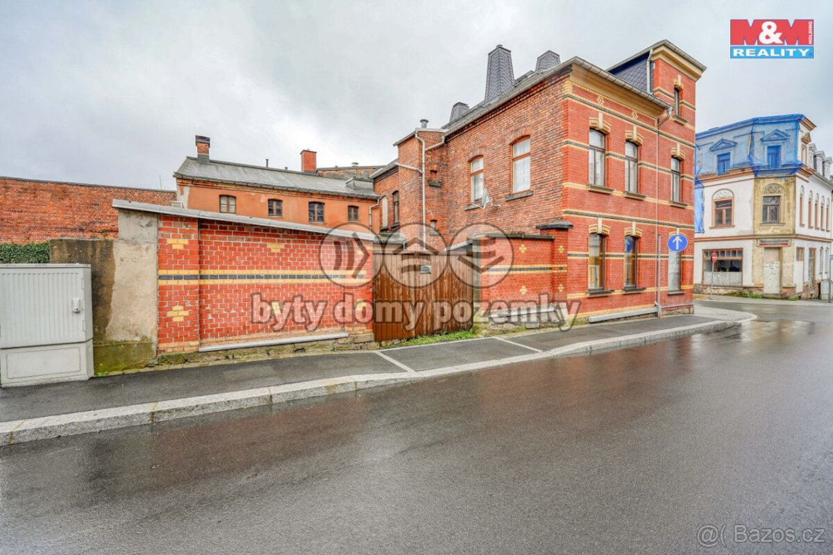 Prodám činžovní dům s obchodem a byty - 3