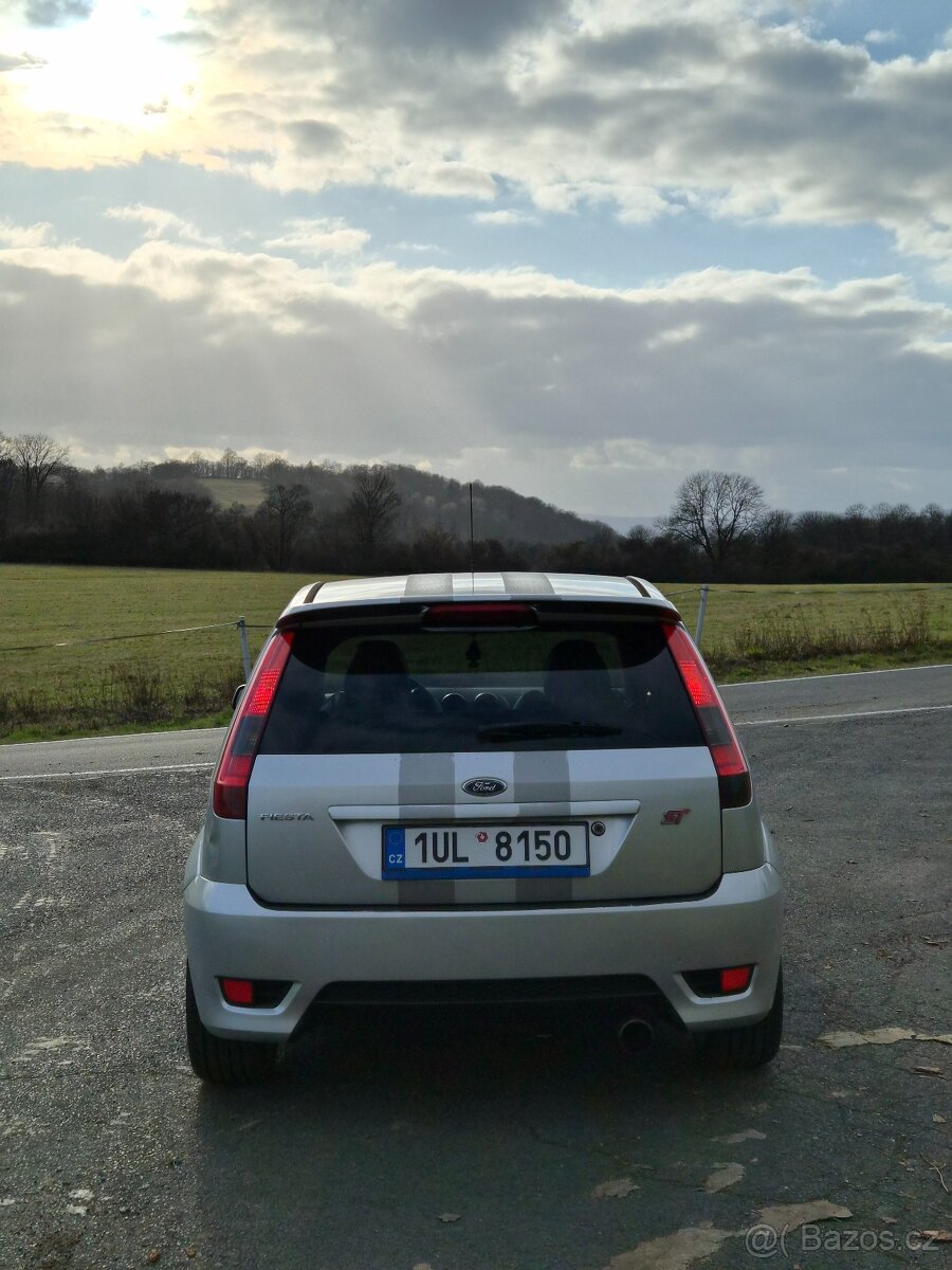 Ford Fiesta ST150 - 3