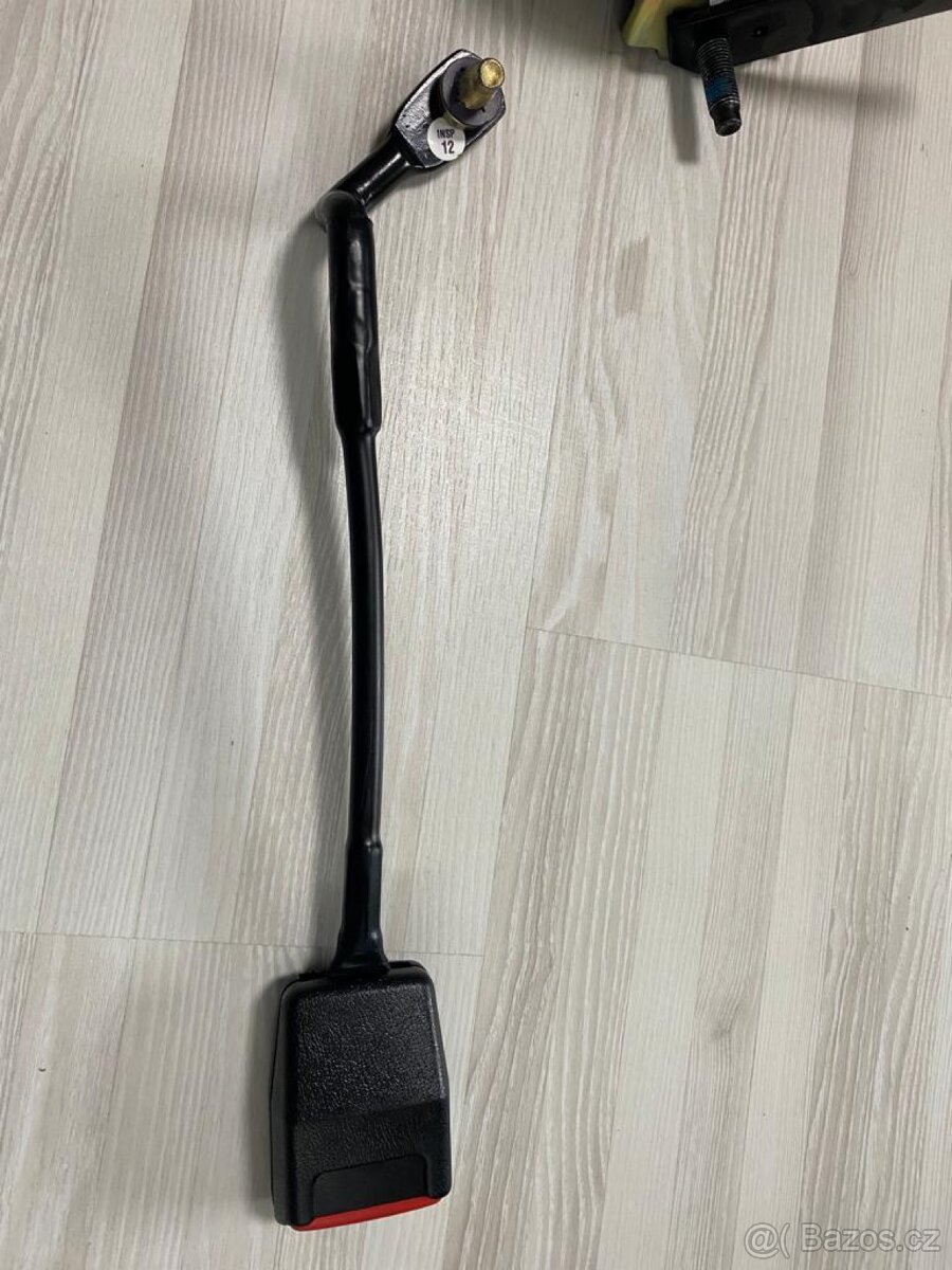 Prodám sadu nových předních pasů Škoda 120 Rapid Garde - 3