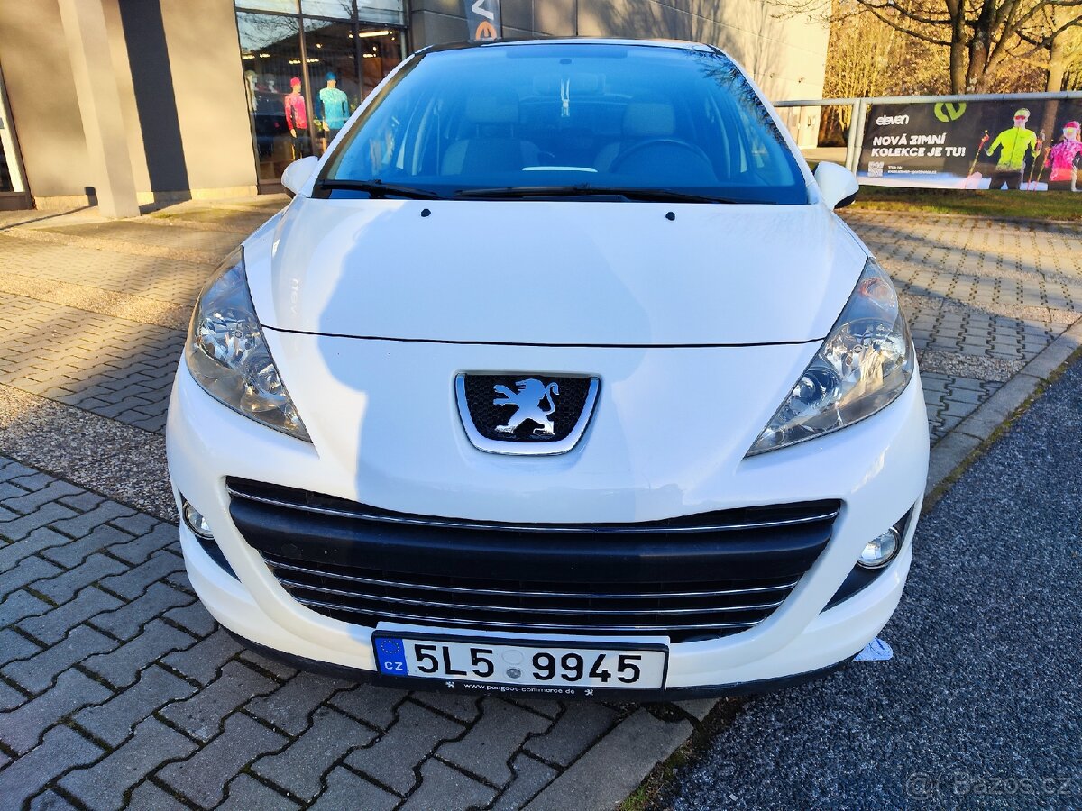 Peugeot 207 Envy Edition 1,4i, 2012, Panorama - 3