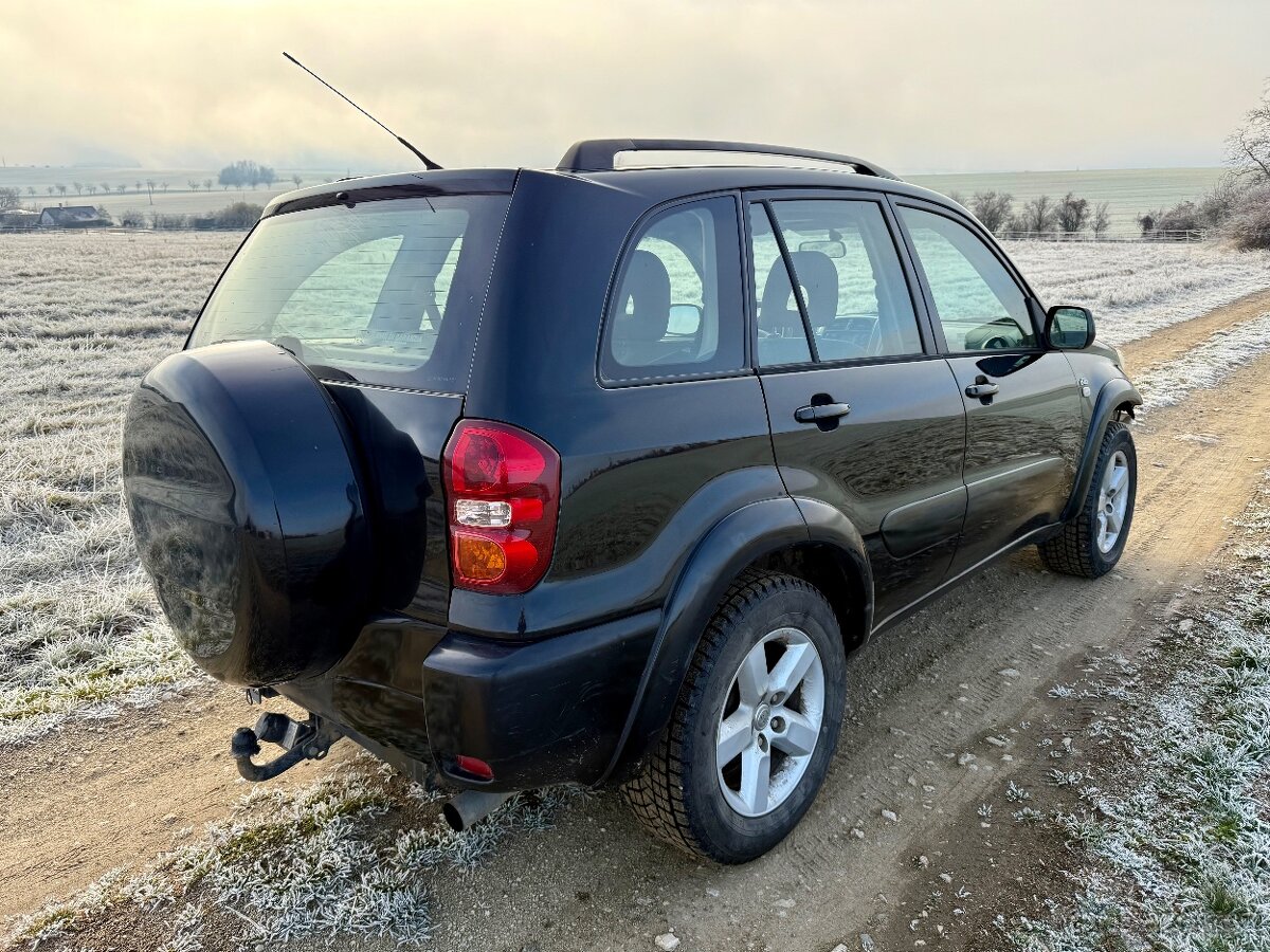 Toyota RAV4 2.0 D 85kw 3/2005 - 3