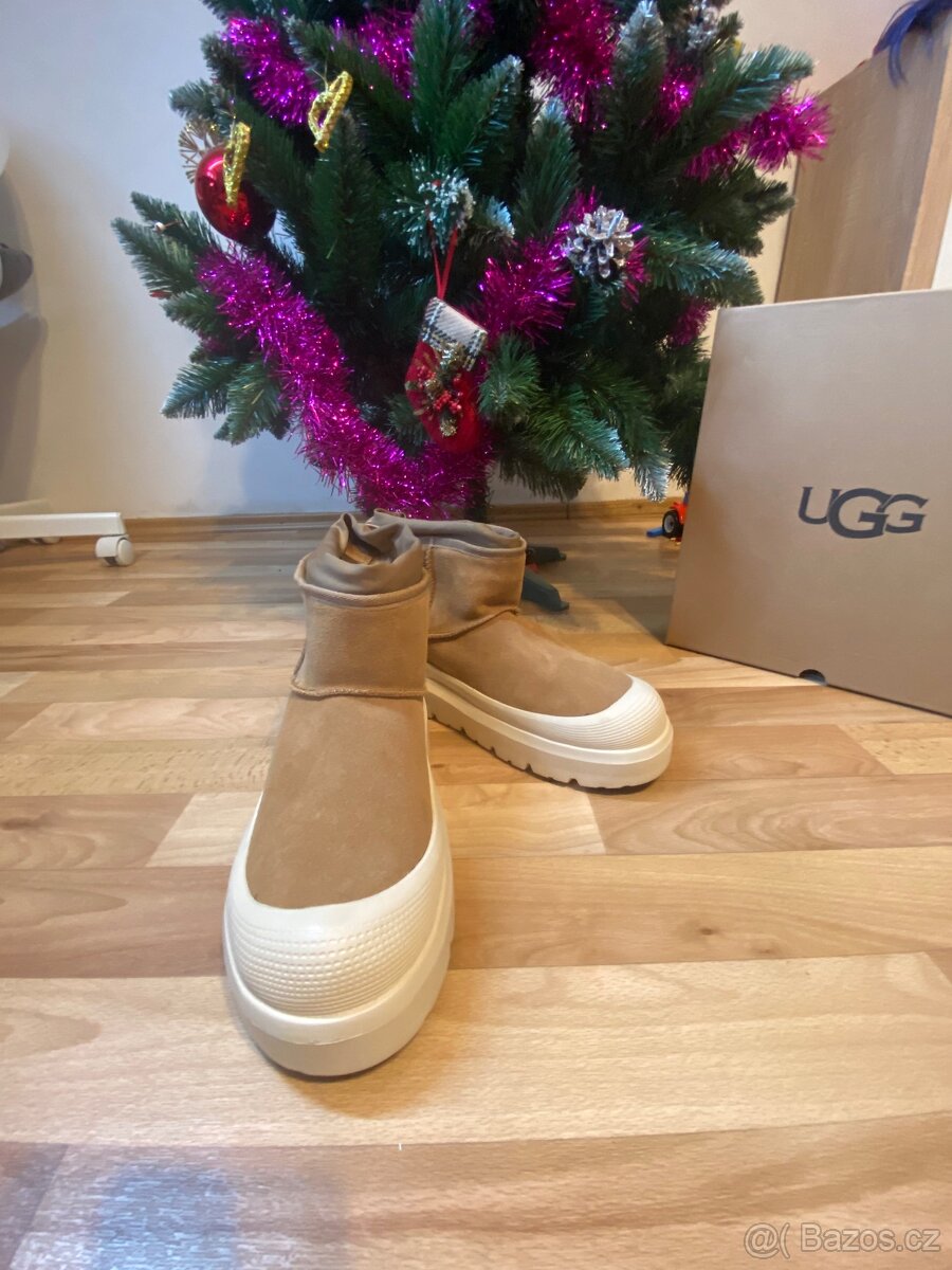 Ugg neumel - 3
