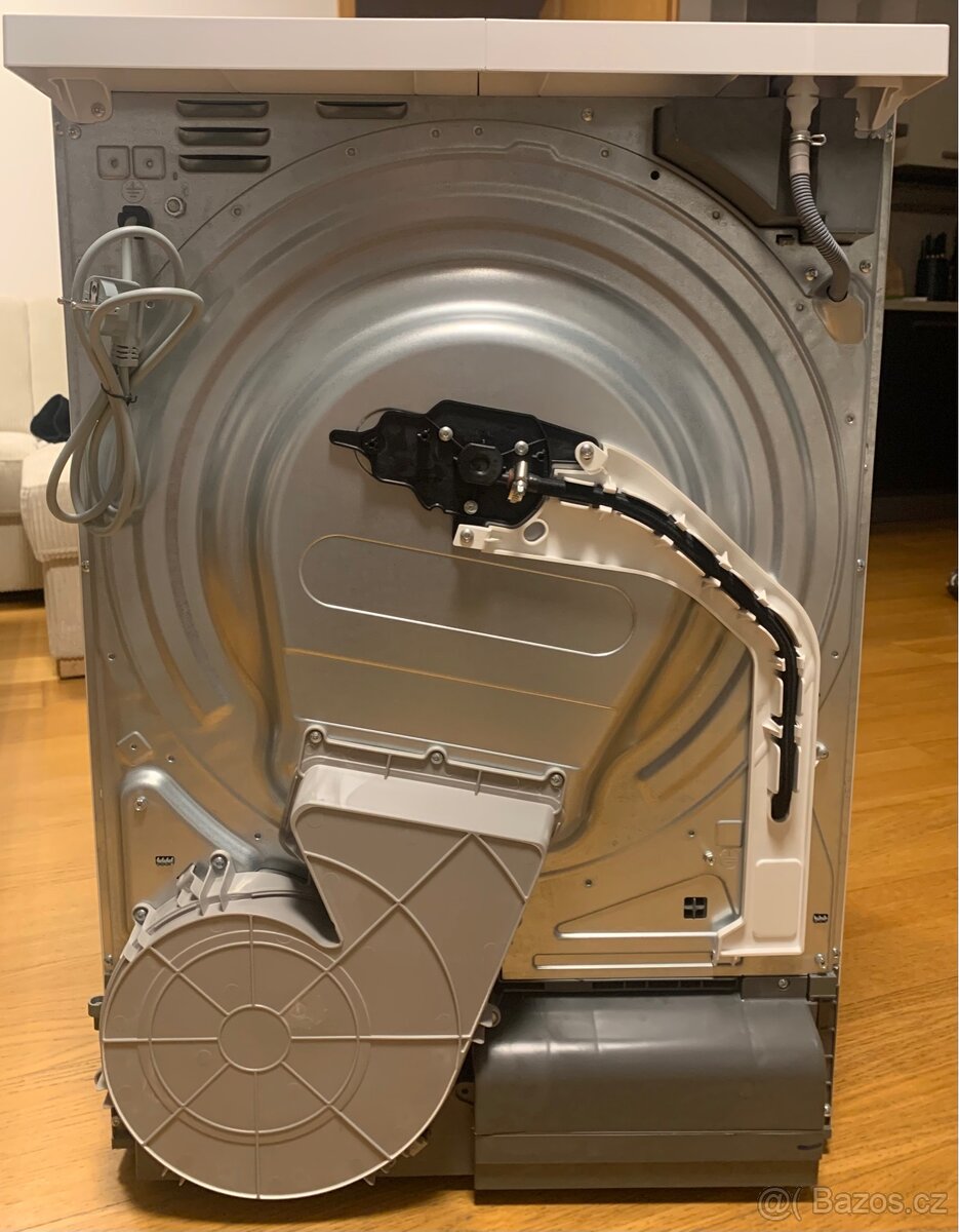 AEG T88595IS3C – sušička (9 kg) + originální mezikus AEG - 3