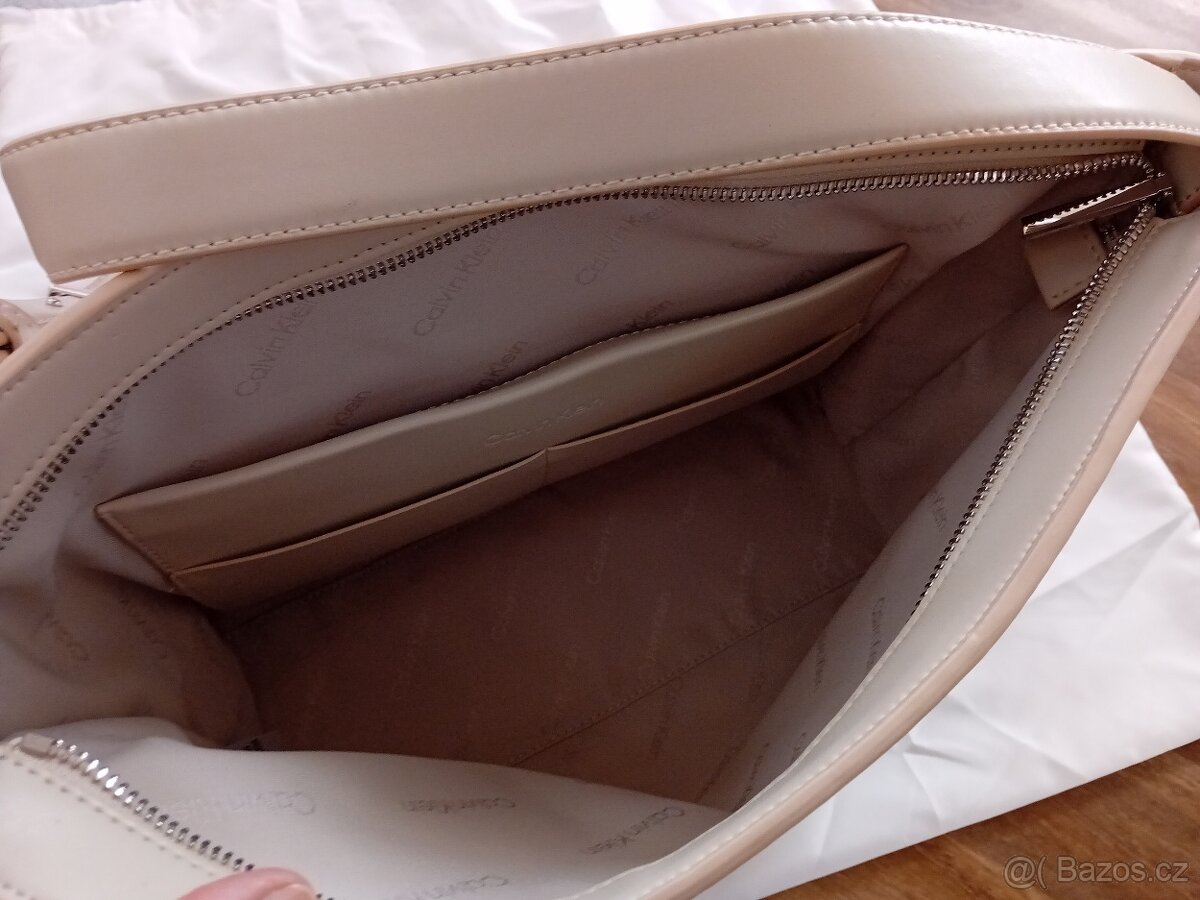 Nová kabelka Calvin Klein - 3