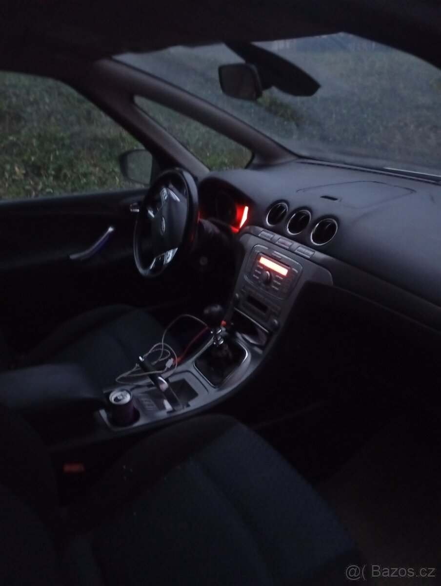 Prodám Fordika S-MAX 2.0tdci - 3