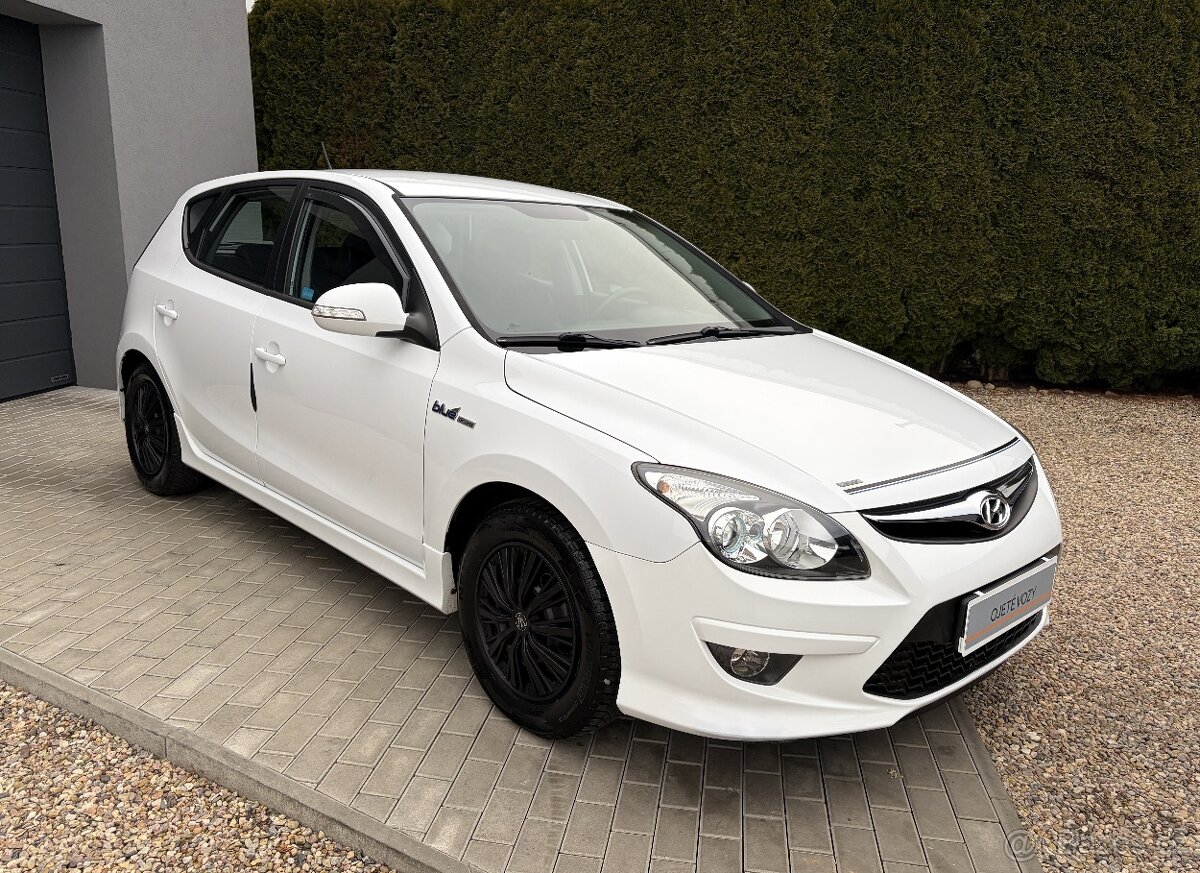 Hyundai i30 1.4i 80KW Blue Drive, Senzory, Výhřev, Tempomat - 3