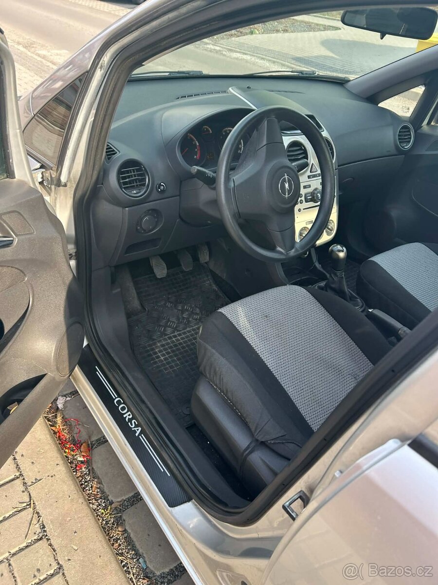 Opel Corsa D 1,2 - 3