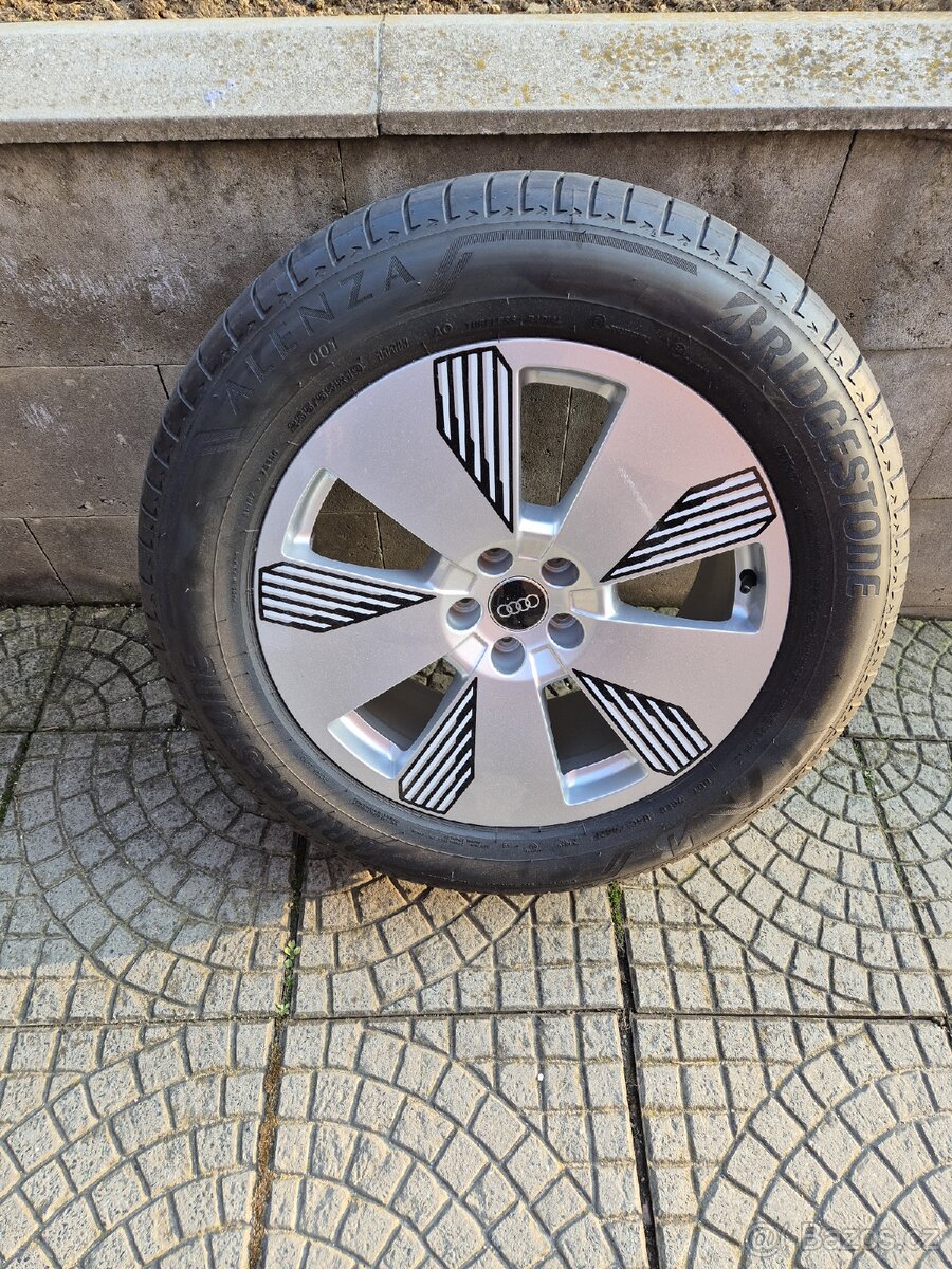 Letní alu sada Audi E-tron - 3