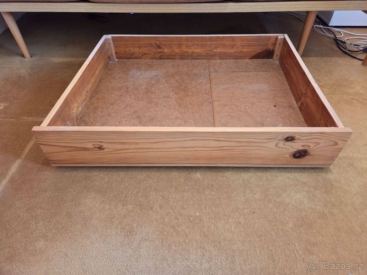 Postel s úložným prostorem - 3