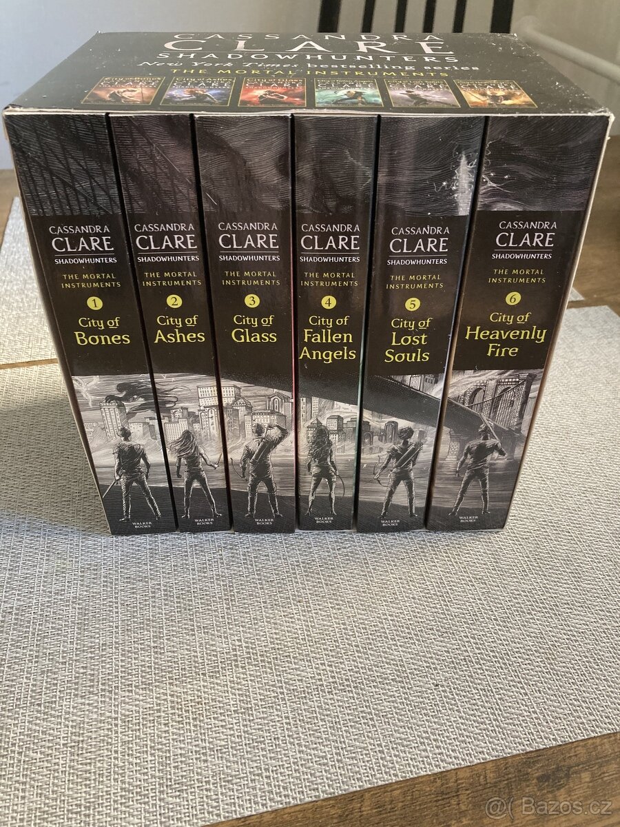 SHADOWHUNTERS box - 3