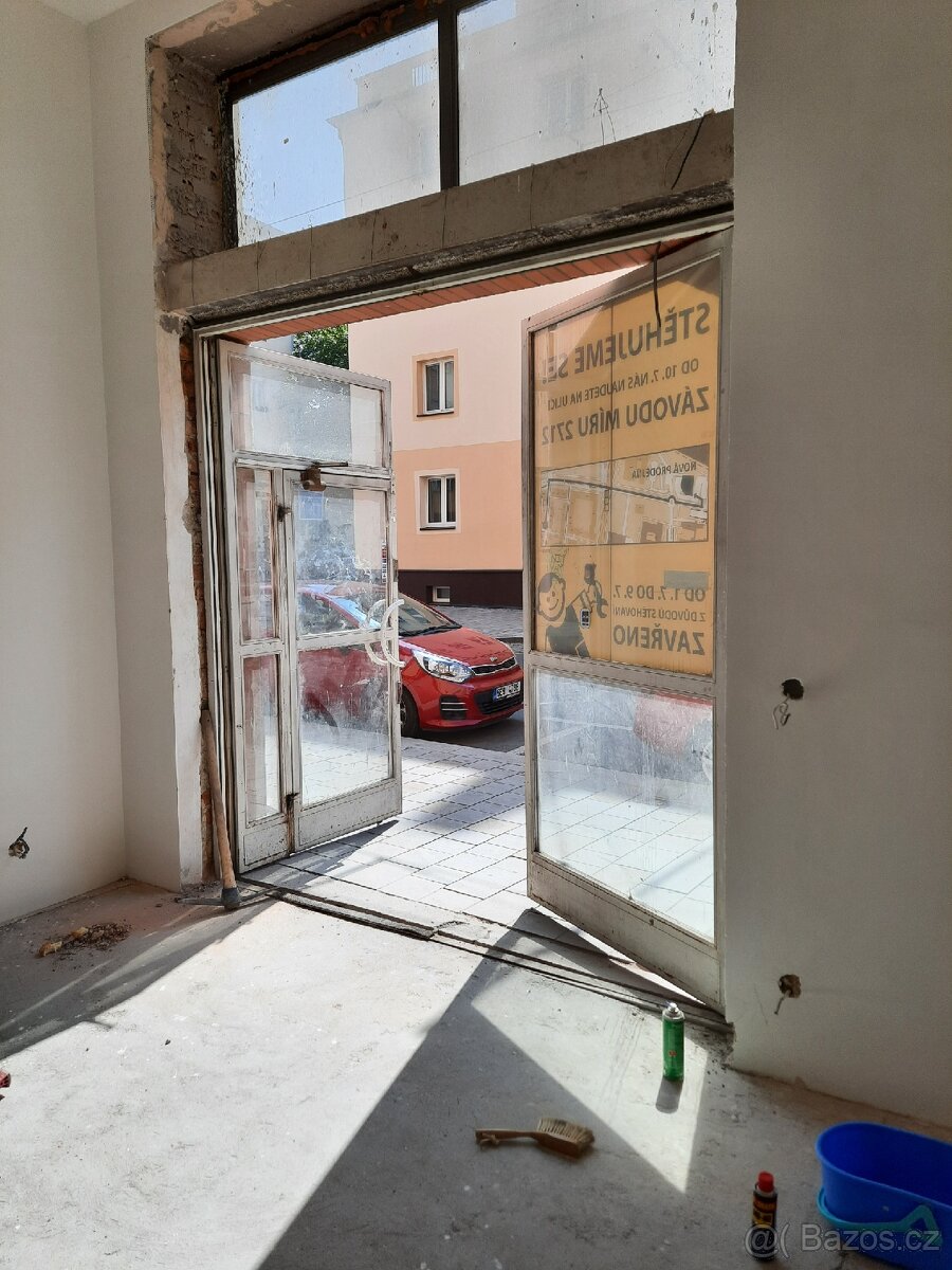 Výloha / dveře / vrata - 3