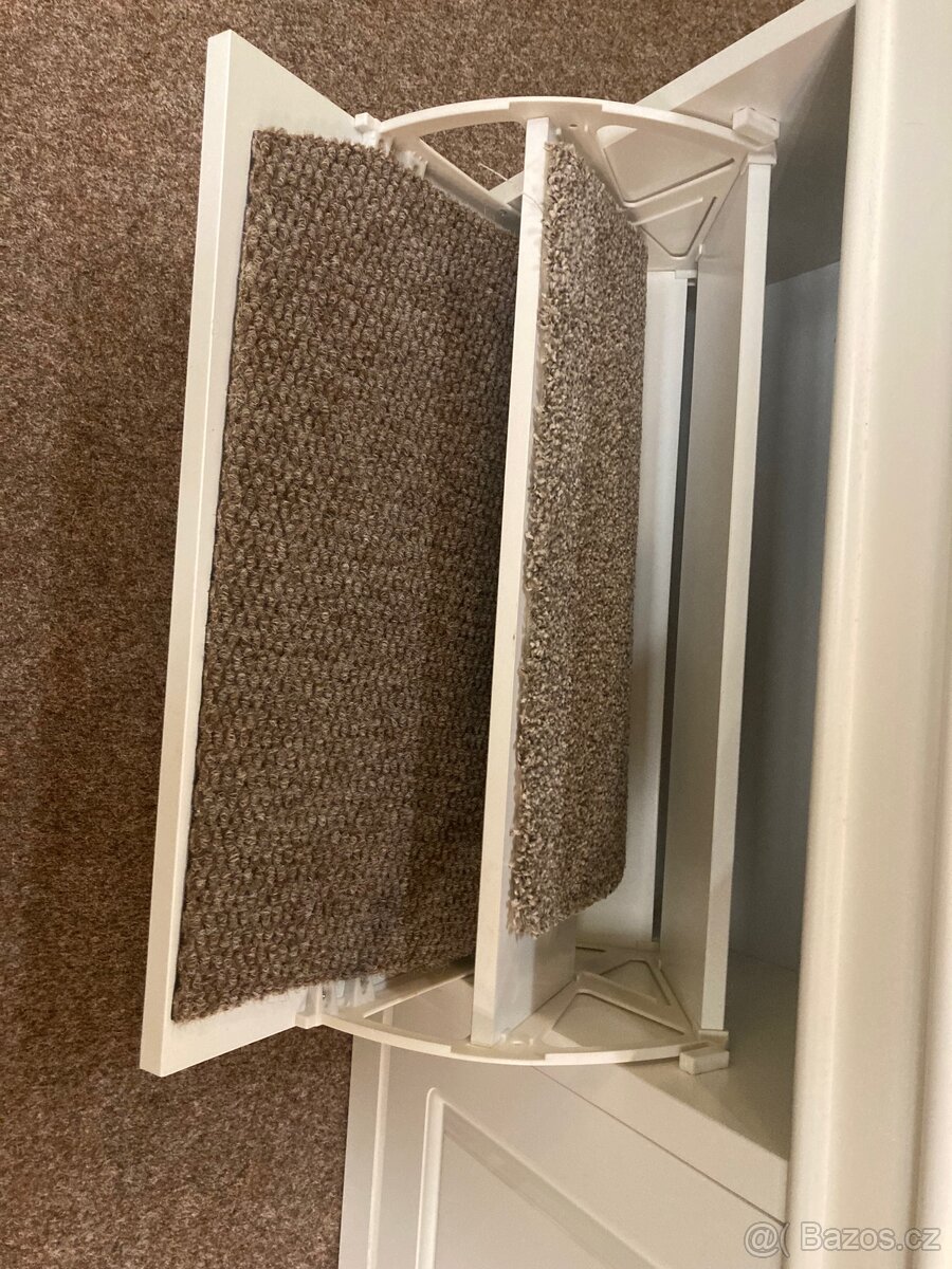 Vešáková stěna a botník - 3