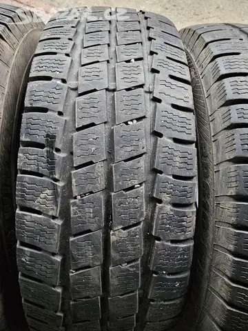 Prodám zimní Pneumatiky 215 65 R 16.C. - 3